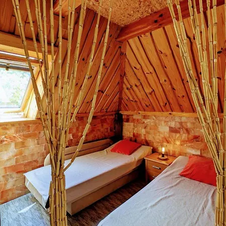 Domek letniskowy Kaszubskie Piramidy